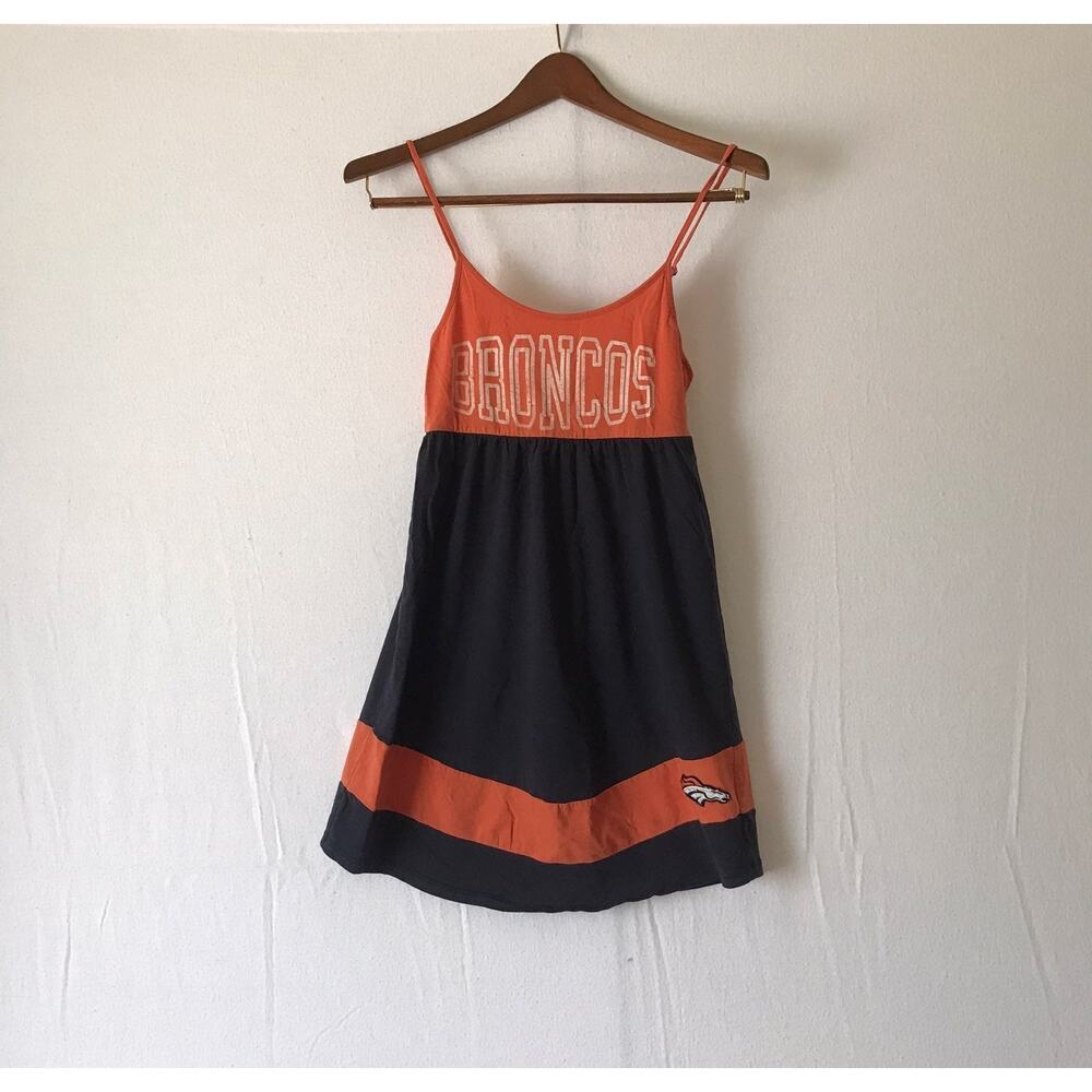 Broncos‎ dress size  small